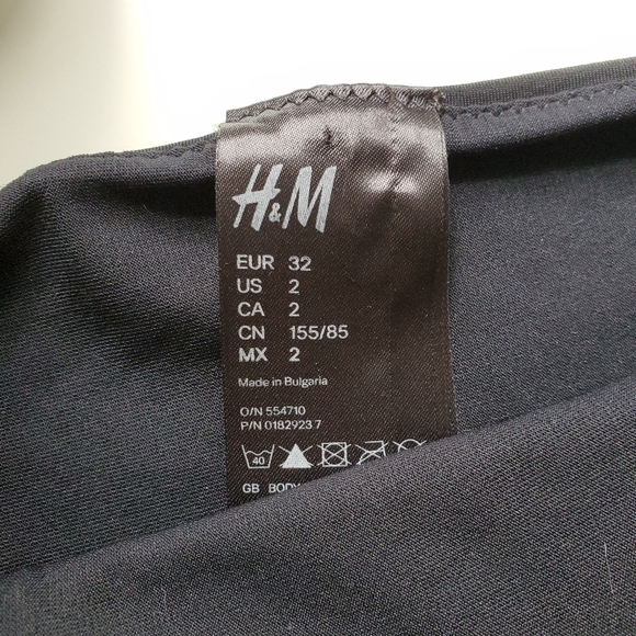 H&M Black High Waist XXS BIKINI BOTTOM - Picture 2 of 3